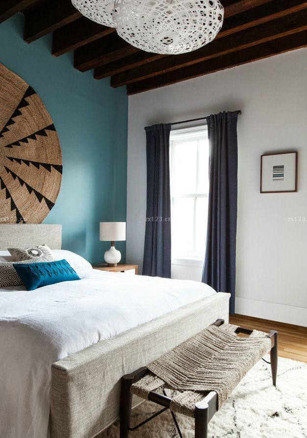 2025主卧室现代简约风格窗帘设计图片欣赏