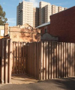 经典自建别墅围墙护栏装修实景图欣赏