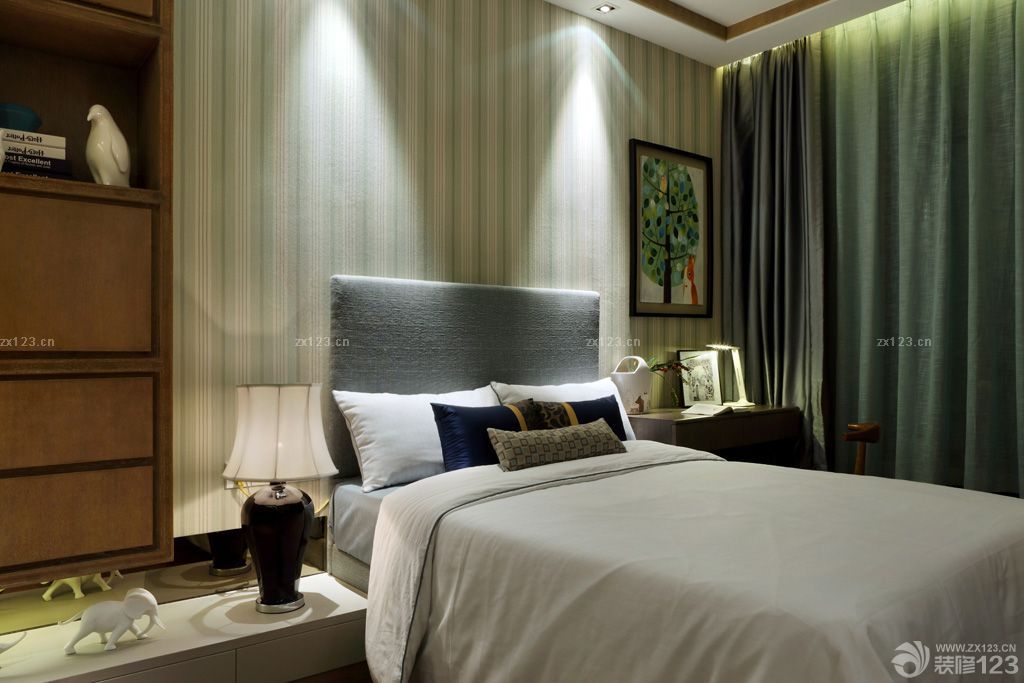 2025卧室条纹墙纸图片大全