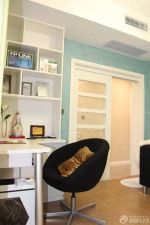 转角书桌书柜设计案例