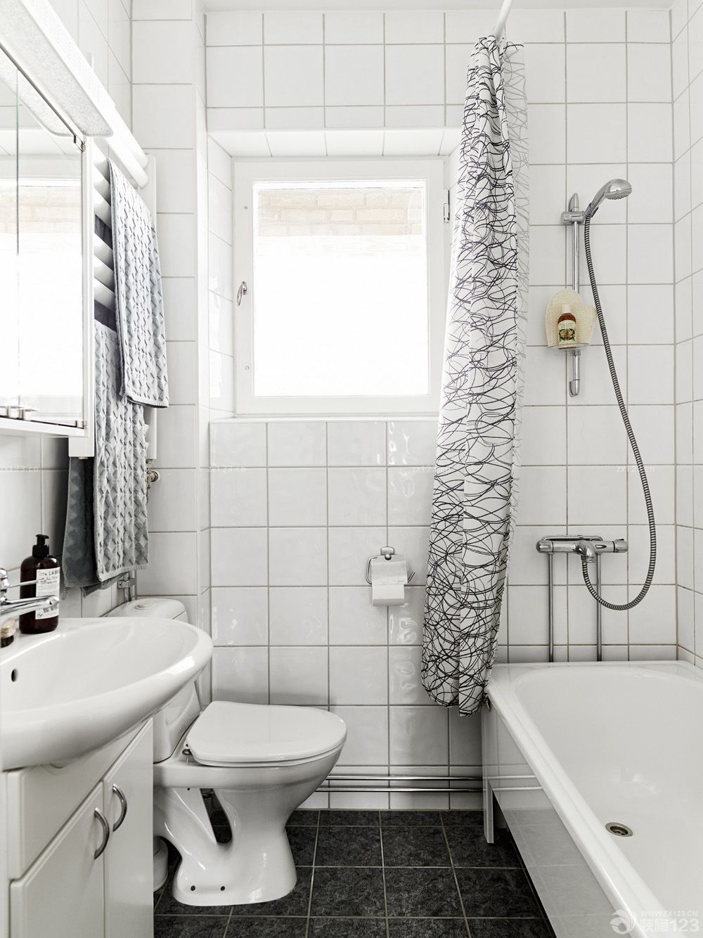 7平米小卫生间瓷砖装修效果图片