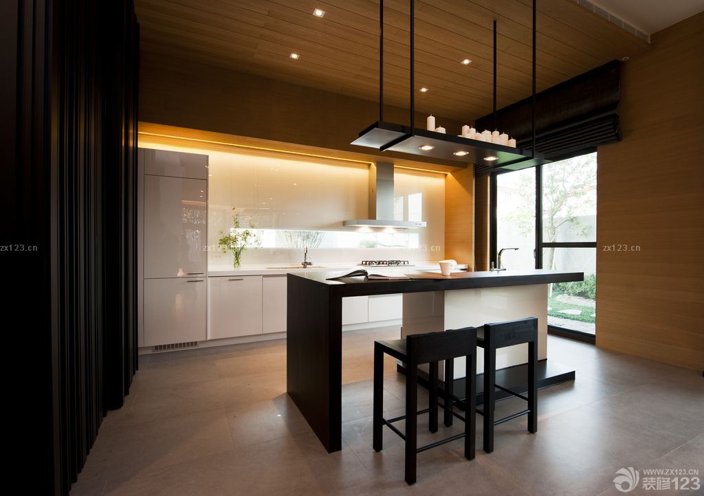 2025别墅样板房吧台椅子设计案例