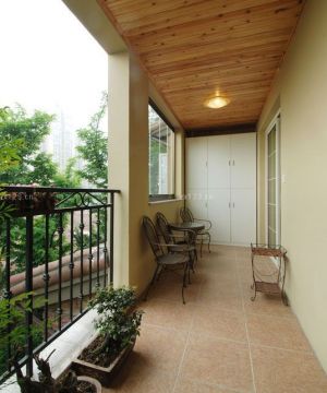 最新小户型联排别墅阳台地面装修实景图