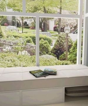 2025最新小户型内阳台榻榻米装饰设计图 