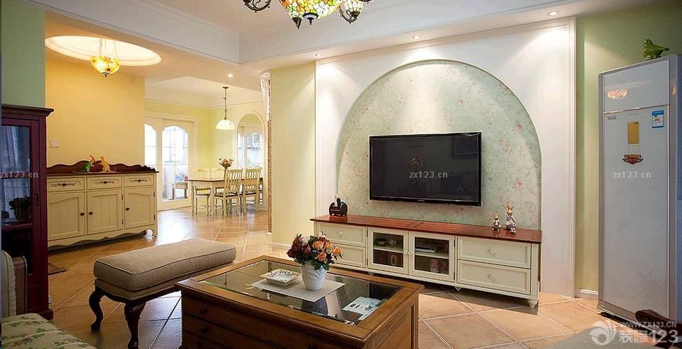 美式乡村风格电视墙墙面壁纸设计图片