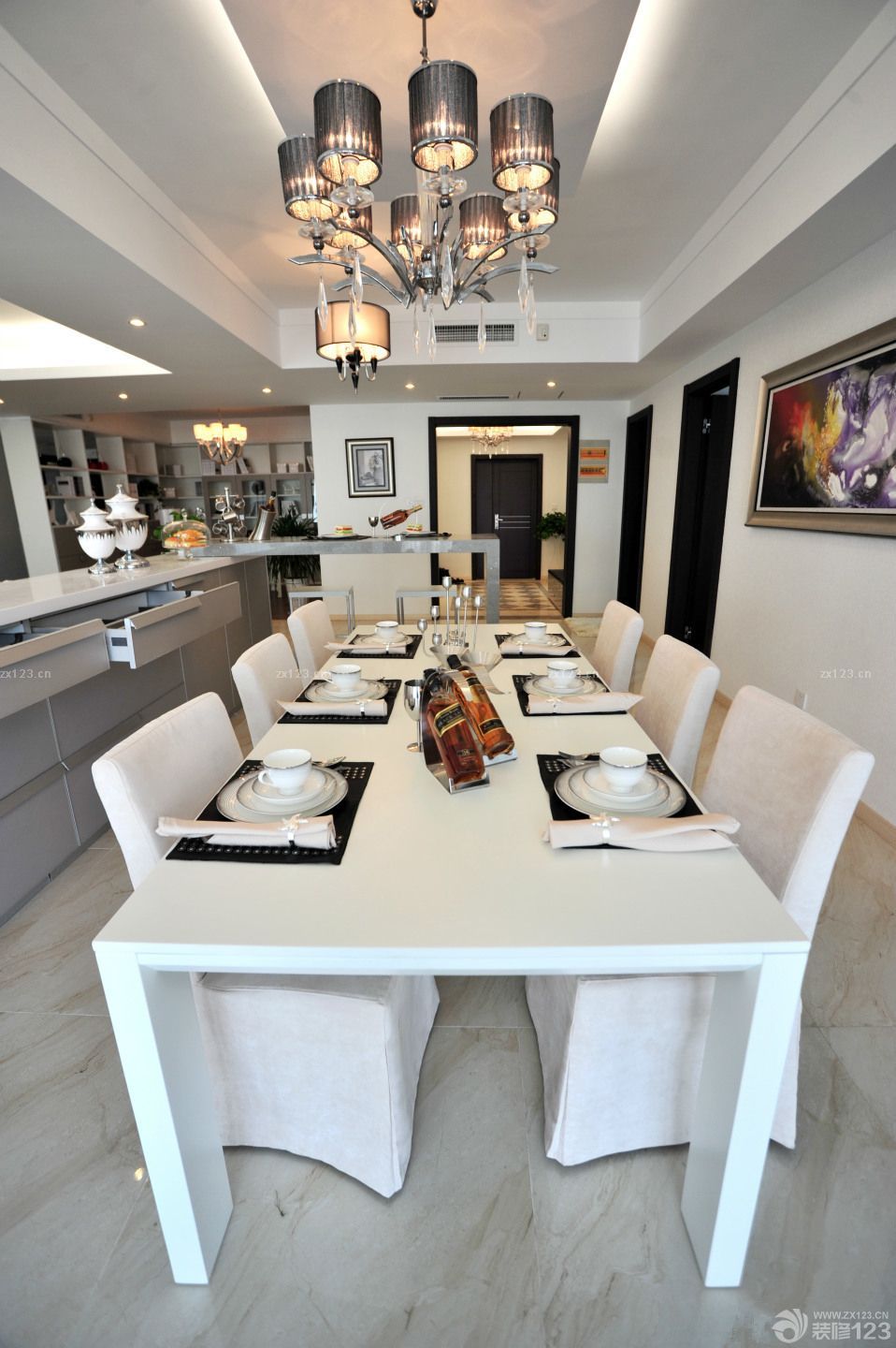 2025最新欧式风格日式餐厅效果图片