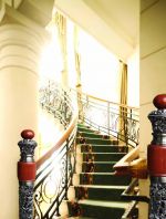 简欧别墅风格不锈钢楼梯立柱效果图片大全