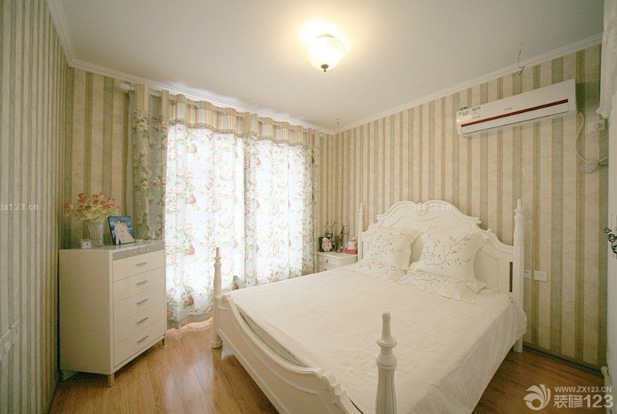 田园混搭风格阳台改飘窗装修效果图欣赏