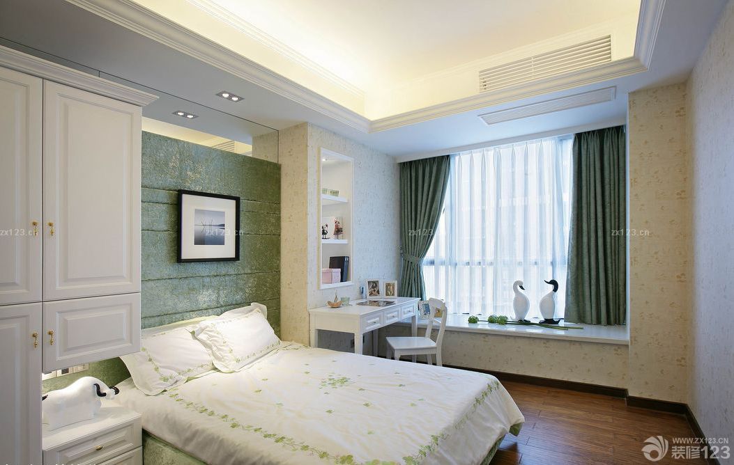 2020经典新房卧室飘窗装修效果图大全