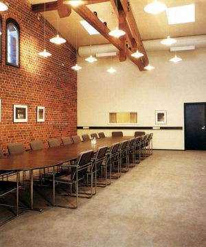 2023最新大会议室办公桌摆放装修设计欣赏