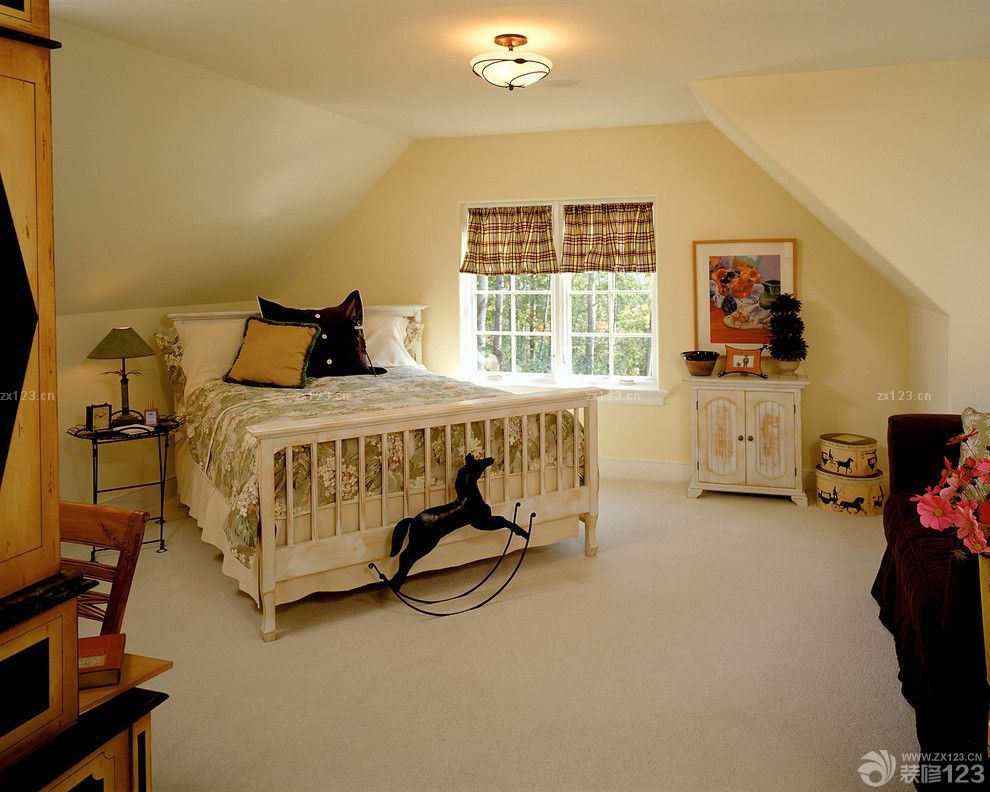 顶层复式儿童房设计效果图欣赏