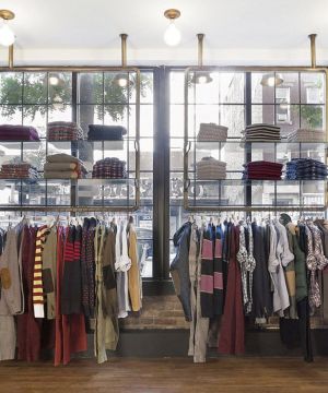 2025最新品牌10平米服装店装修设计效果图欣赏