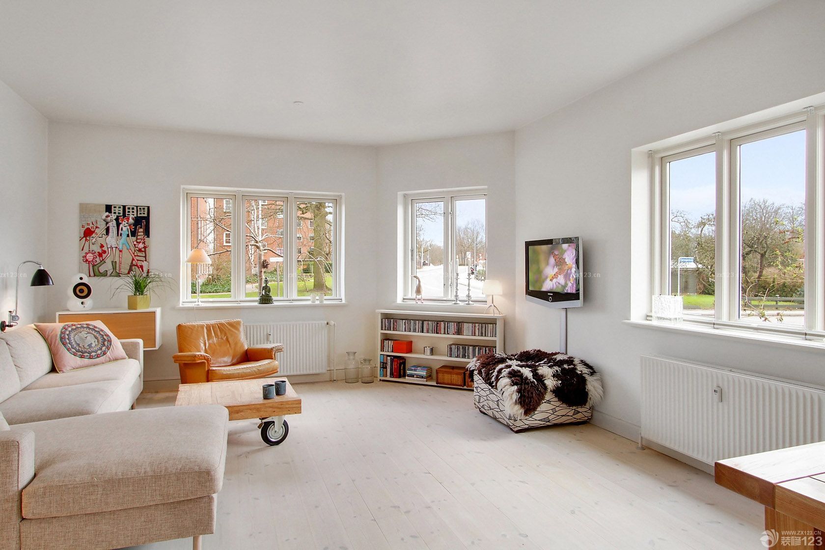 2025最新北欧风格客厅墙面空间利用效果图