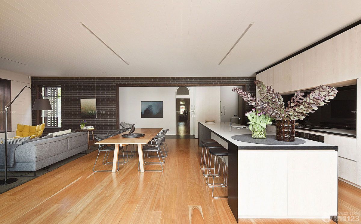 最新70平方小户型客厅餐厅厨房一体设计效果图