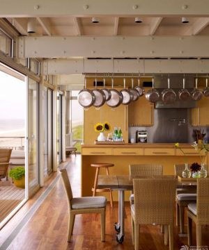 最新70平方小户型客厅餐厅厨房一体图片大全