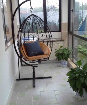现代风格阳台秋千沙发装修图片欣赏