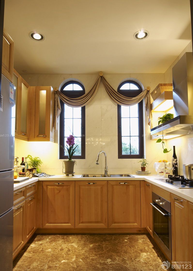 2025经典样板间简欧风格厨柜设计案例 