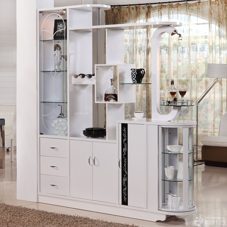 小户型客厅酒柜设计案例 