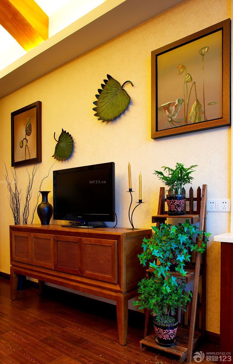 复式公寓电视柜装修效果图片欣赏