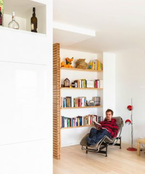 最新60平房子经典客厅装修设计图赏析2025