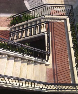 豪华别墅室内楼梯装修设计效果图大全赏析2023
