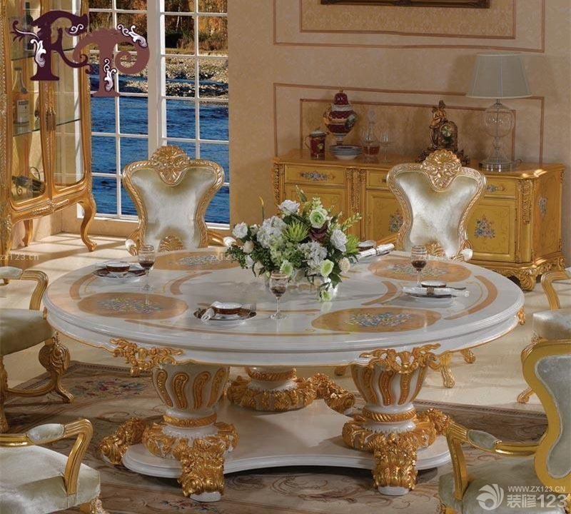 金色巴洛克风格家具效果图欣赏