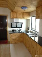 2025居家型斜顶阁楼厨房装修设计图赏析