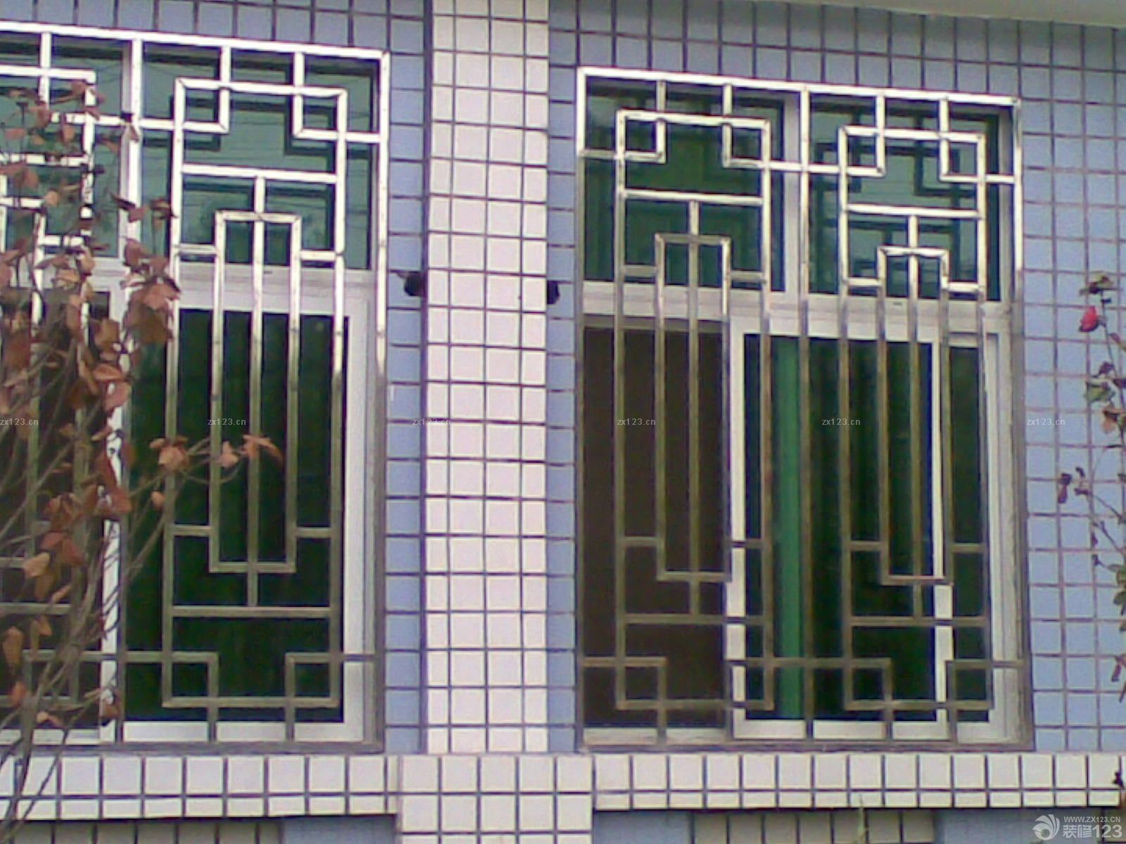 最新现代不锈钢门窗效果图片