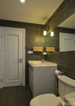 2025小浴室浴巾架装修图片