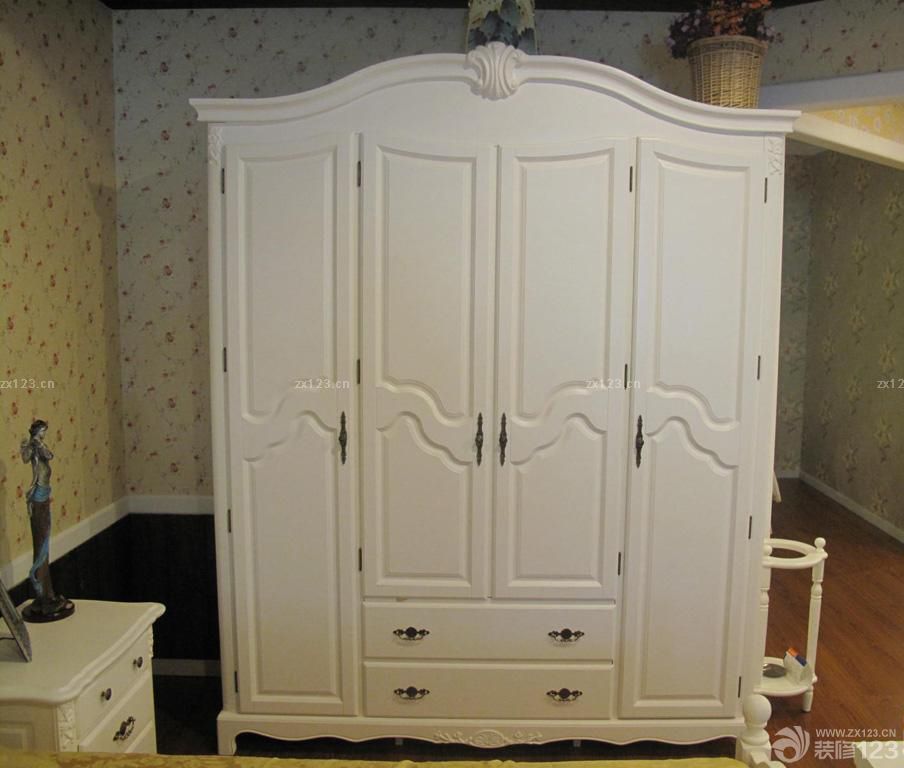 美式田园衣柜四开门衣柜特写欣赏