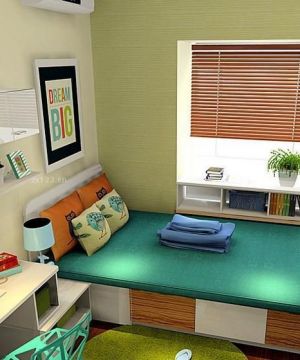 小户型卧室飘窗书桌设计图片