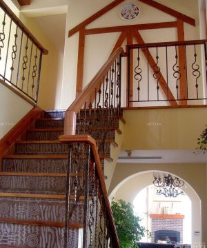 复式住宅房屋楼梯设计效果图欣赏