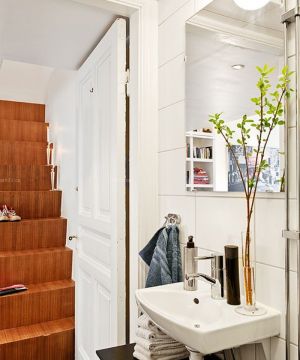 北欧风格小户型跃式洗手间装修设计效果图