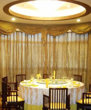 2023餐厅纯色窗帘设计图片