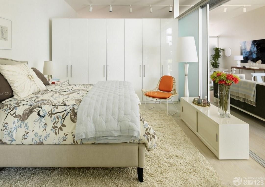 2023经典现代小户型卧室装修设计效果图欣赏