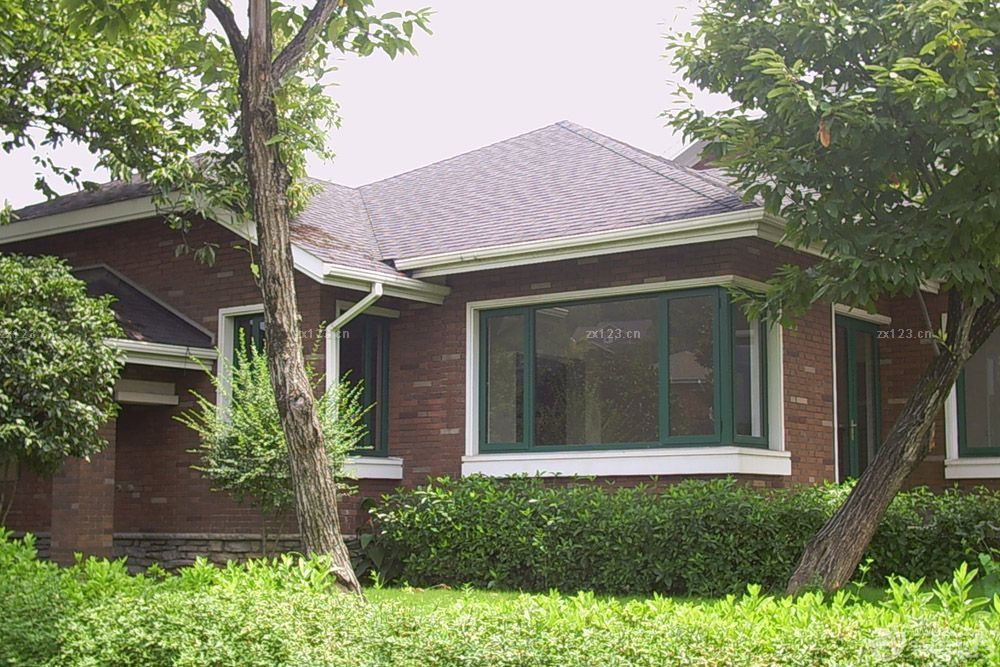 2025最新美式风格一层别墅外观图片