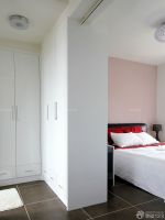 最新阳台改衣帽间整体衣柜设计效果图片