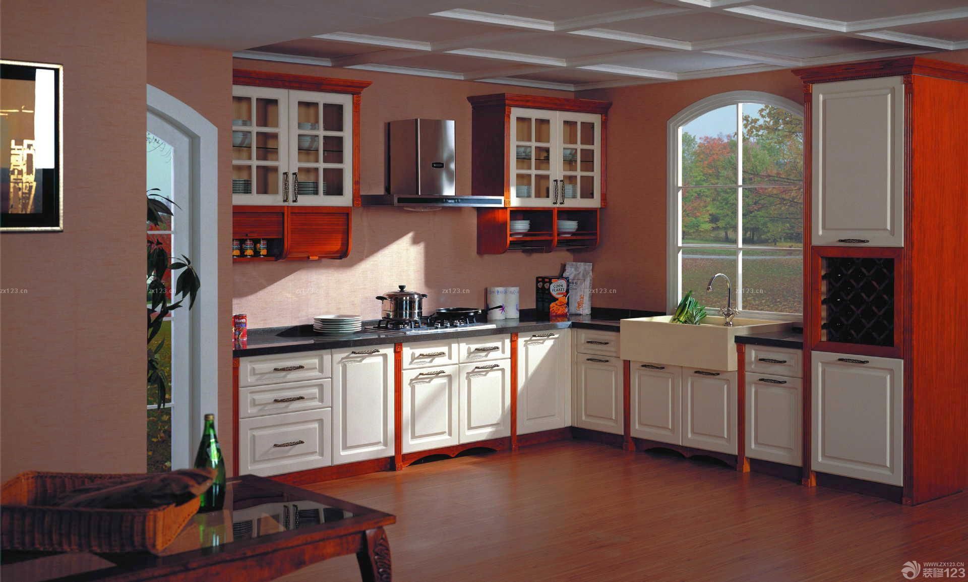 原木橱柜白色橱柜门设计效果图