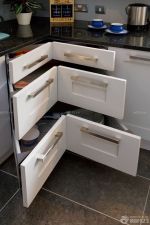 2025白色橱柜拉手效果图片大全