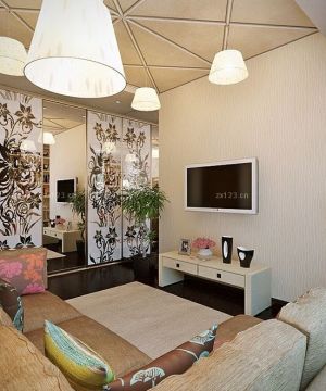 2025最新家庭客厅隔断墙装修案例