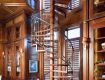 2020美式新古典风格别墅楼梯设计图片