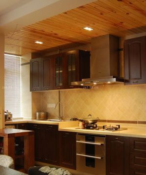 最新现代家装厨房整体橱柜装修效果图片