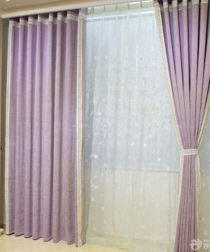 最新2023温馨大卧室紫色窗帘装修效果图