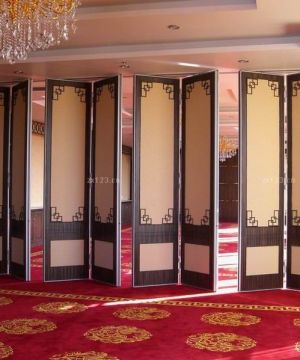 最新古典时尚餐厅活动隔断效果图欣赏