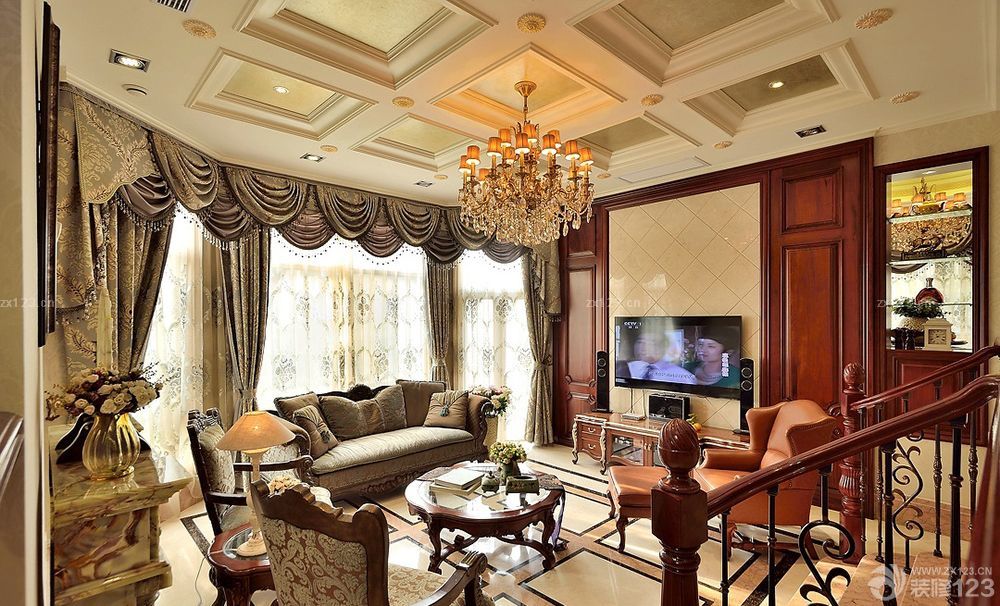 欧式别墅顶楼跃层客厅装修效果图欣赏