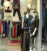 2025小型服装店女装服装店装修实景图欣赏