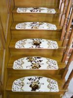 最新家装防滑楼梯垫设计图片