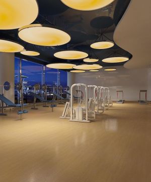 2025健身会所现代装修风格艺术吊顶效果图欣赏