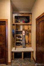 2025老年公寓美式鞋柜装修效果图欣赏