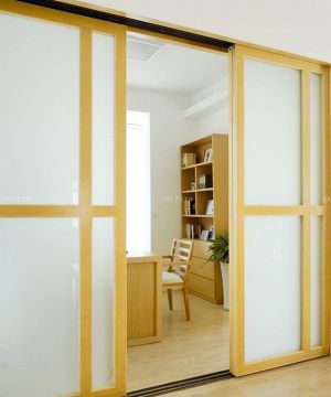 家装客厅隔断玻璃移动门设计效果图片
